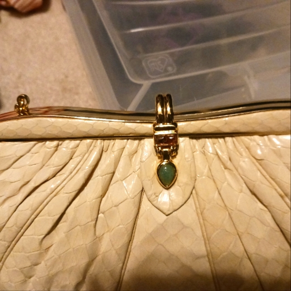 Judith leiber purse Great Gift!!